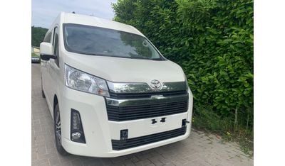 Toyota Hiace 2025 Toyota Hiace GL 14-Seater High-Roof Full-Option 2.8L 4-Cyl Diesel M/T RWD Export Only