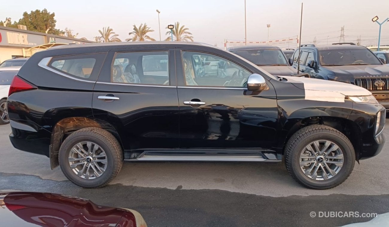 ميتسوبيشي باجيرو Sport 2.4L 4WD Diesel 2023MY ( For Export )