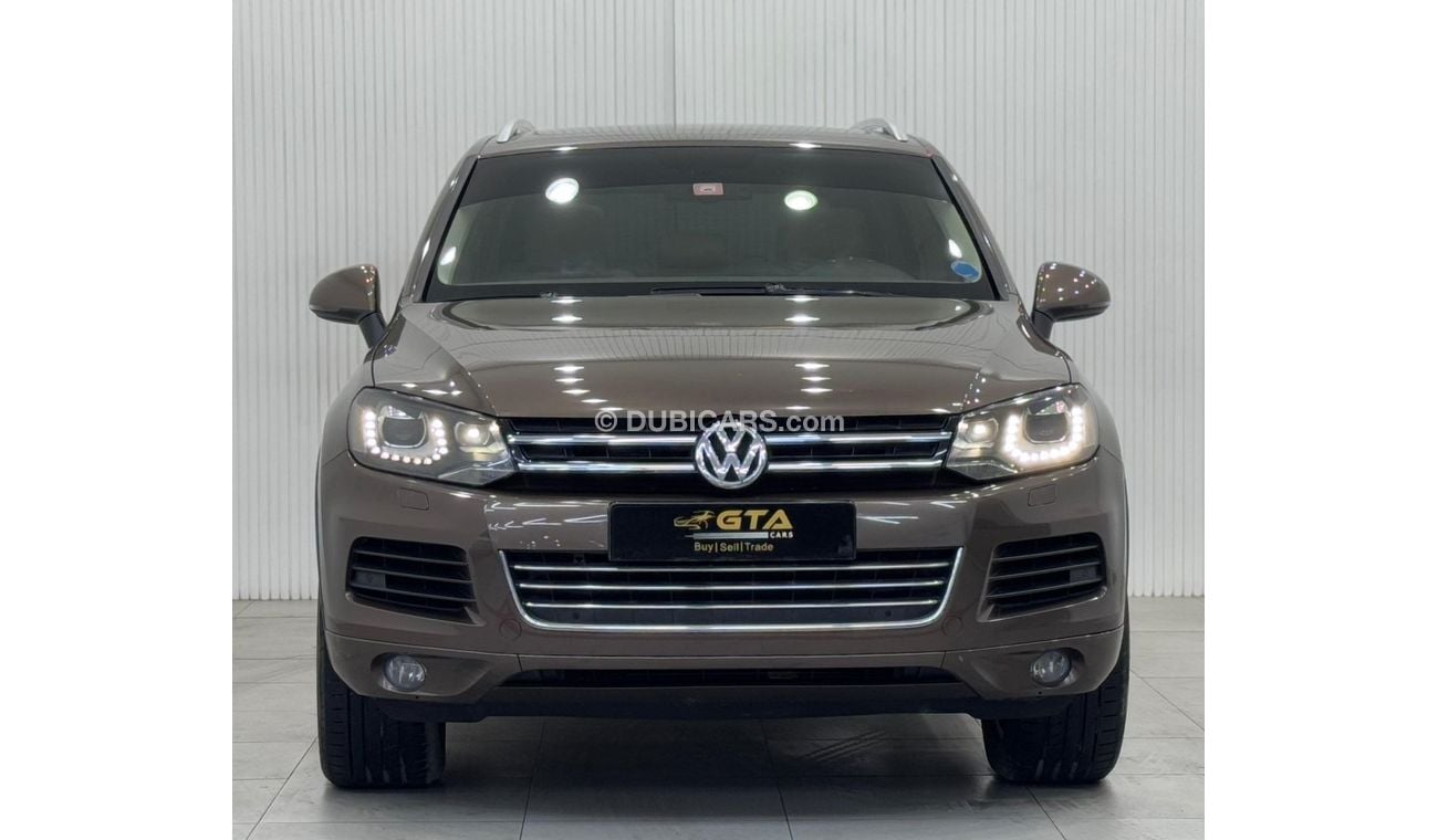 فولكس واجن طوارق 2015 Volkswagen Touareg, Excellent Condition, Service History, GCC