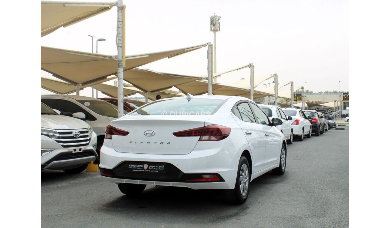 Used Hyundai Elantra GL ACCIDENTS FREE - GCC - PERFECT CONDITION INSIDE ...