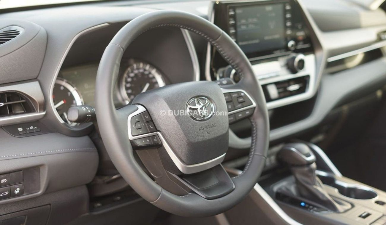 Used Toyota Highlander 2022 For Sale In Sharjah - 625974