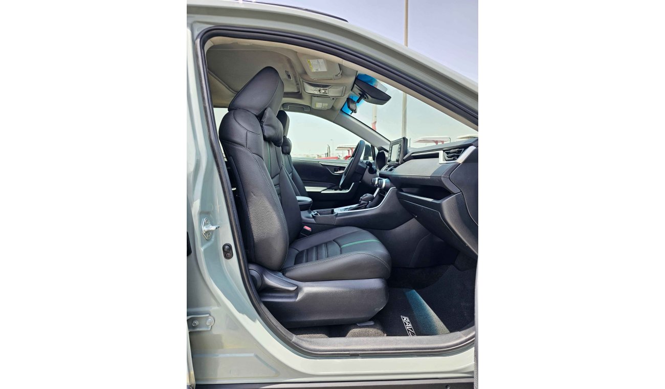 تويوتا راف ٤ XLE / SUNROOF/ DVD CAMERA/ LEATHER ELECTEIC SEAT/ AUTO TRUNK/ E BRAKE/ LOT# 40870