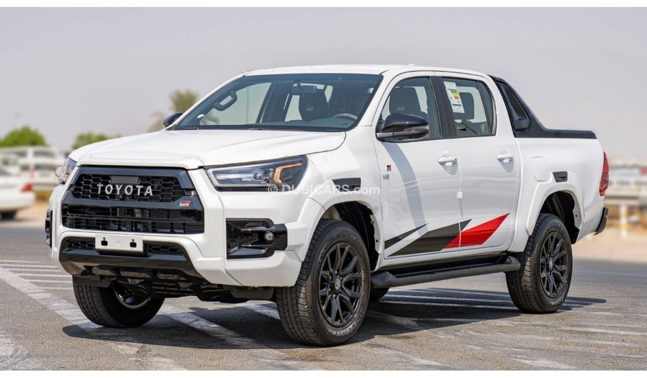 تويوتا هيلوكس DC GR SPORT 4.0P AT 4X4 - WHITE