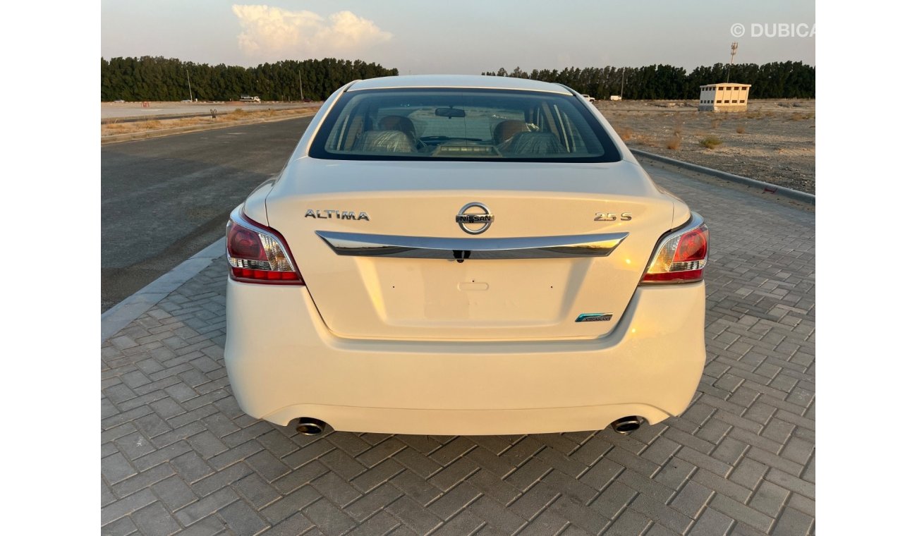 Nissan Altima SV