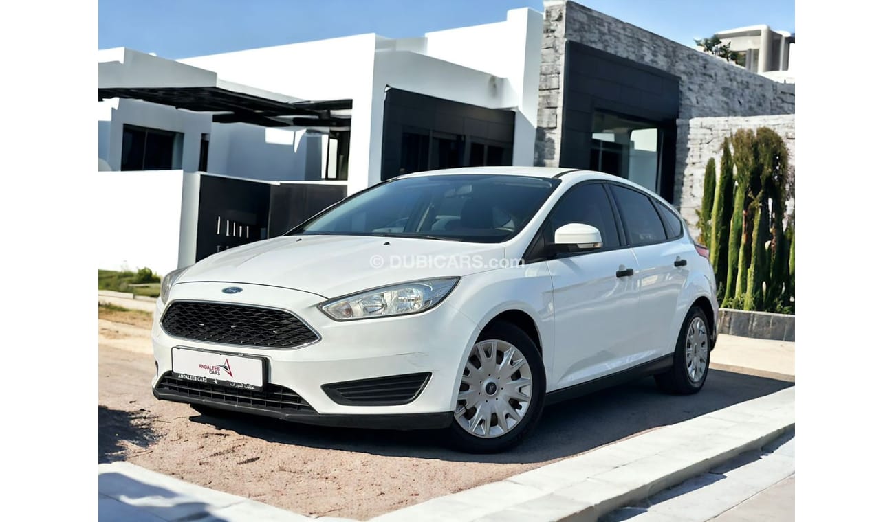 Ford Focus Ambiente 1.6L Hatchback