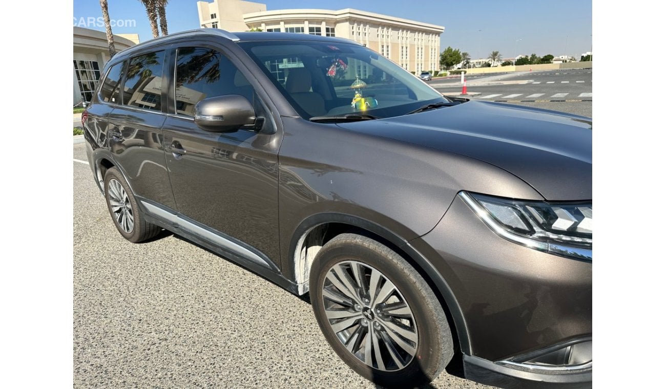 ميتسوبيشي آوتلاندر GLX 2.4L