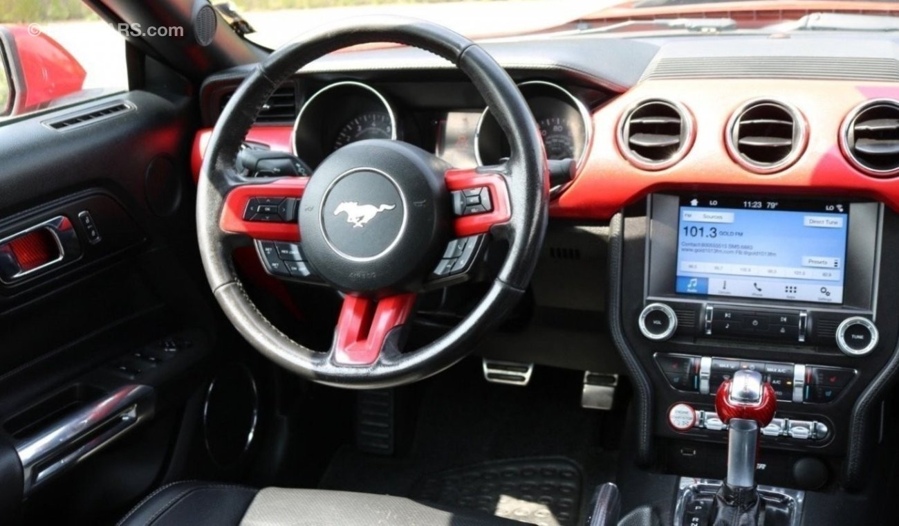 Ford Mustang EcoBoost Premium Convertible,