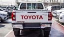 Toyota Hilux SR5. 2.7L 4WD A/T