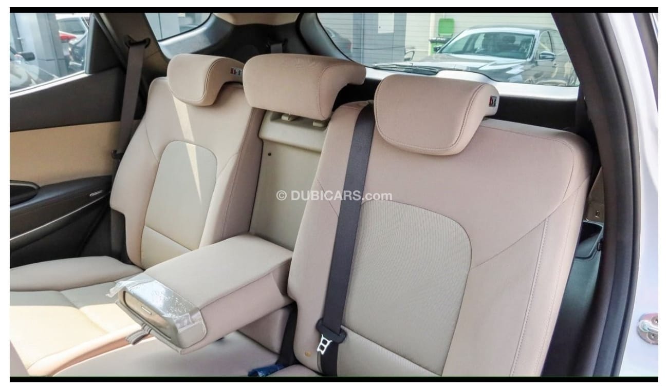 Hyundai Santa Fe GL خاليه من الحوادث