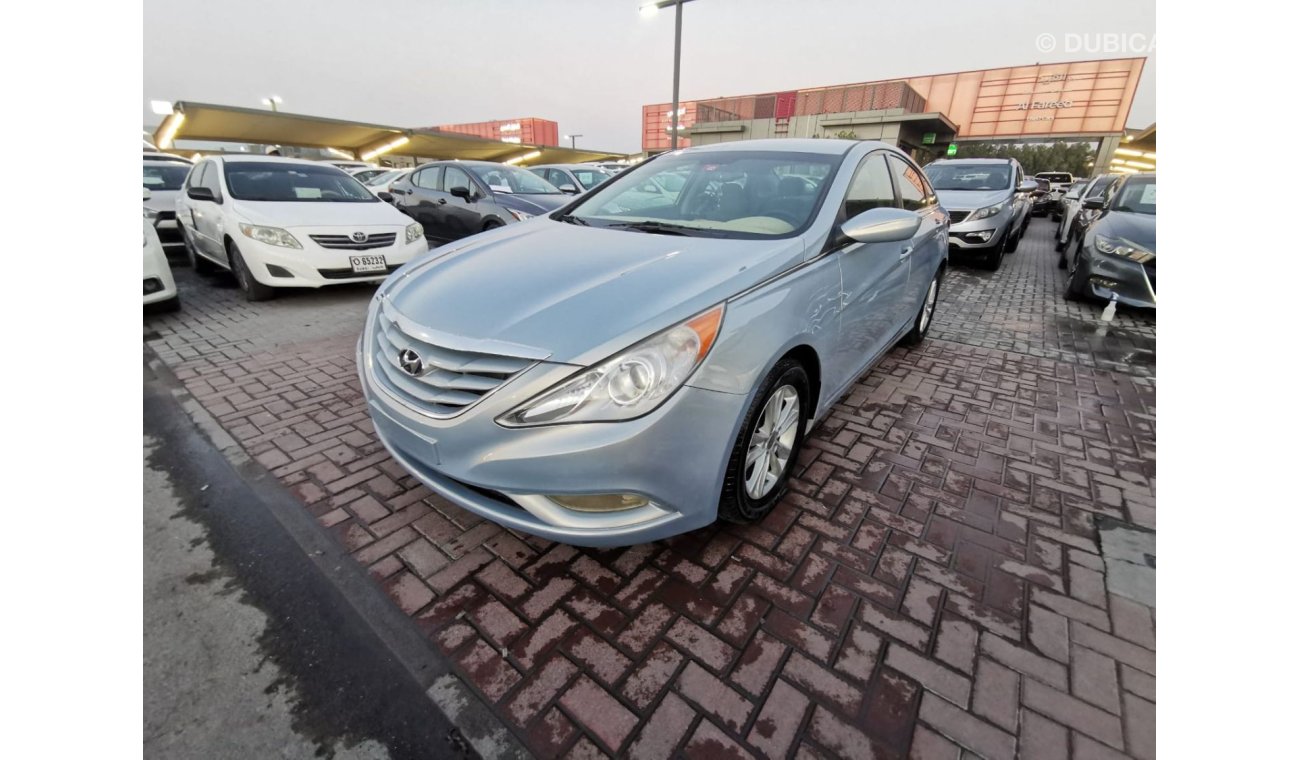 Hyundai Sonata GL Very good condition inside and outside