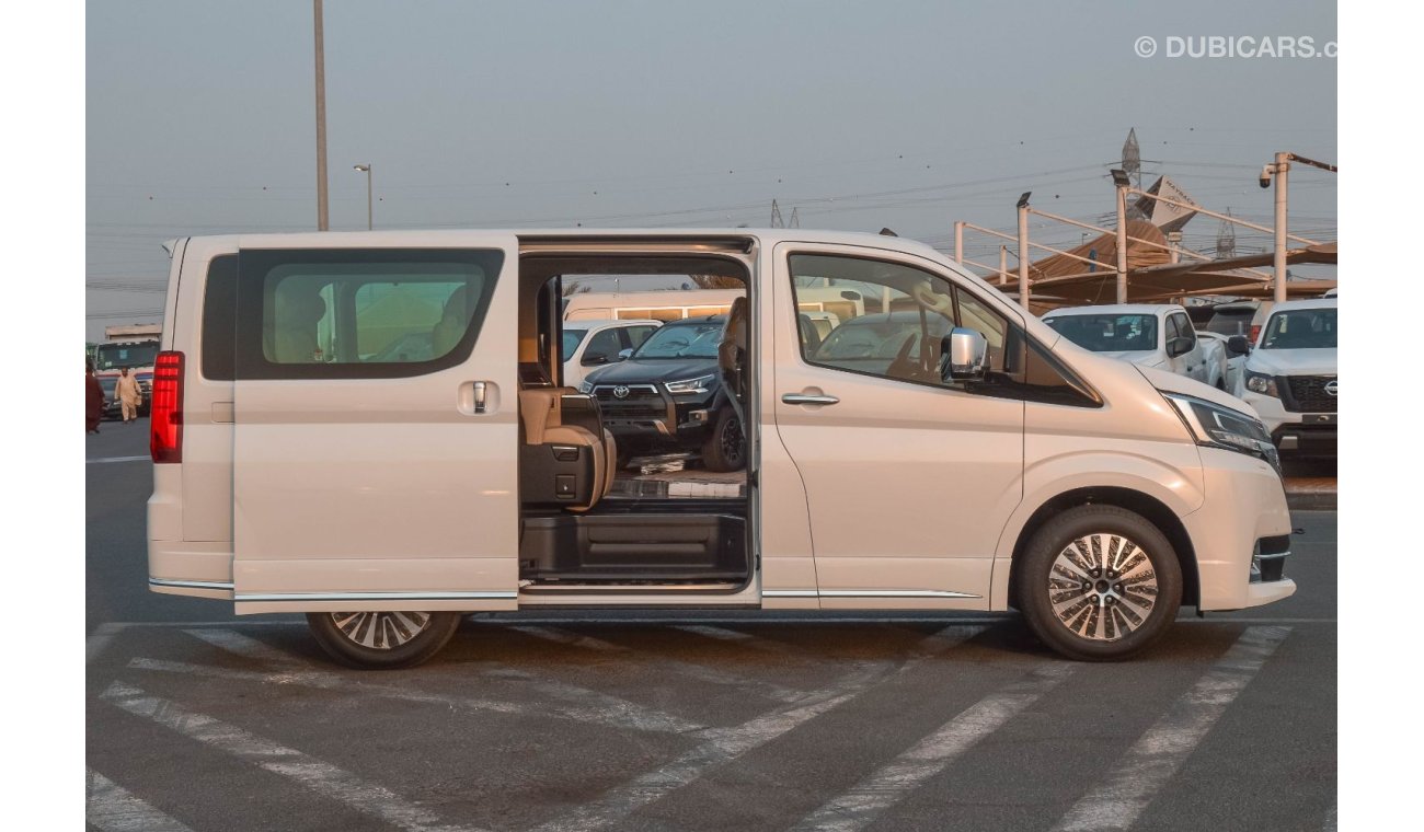 تويوتا جرافينا TOYOTA GRANVIA PREMIUM 2.8L RWD DIESEL MINIVAN 2025