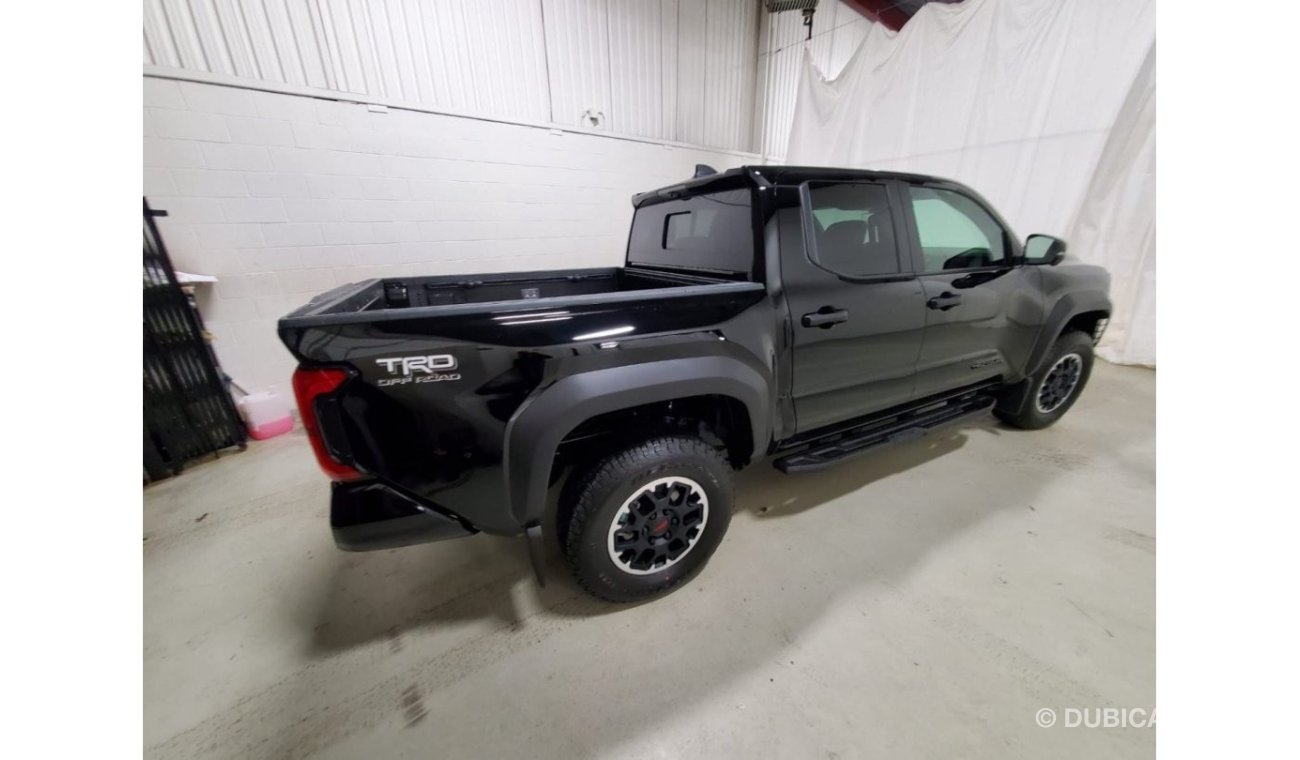 تويوتا تاكوما TOYOTA TACOMA TRD SPORT PREMIUM 2024 V6 PETROL