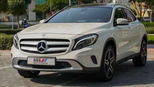 Mercedes-Benz GLA 250 Std 2016 Mercedes-Benz GLA250 4MATIC