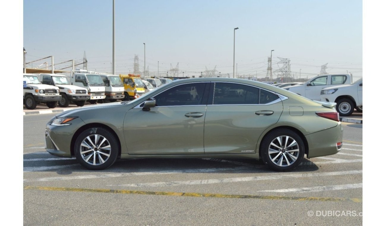 Lexus ES 300 Hybrid ES300H