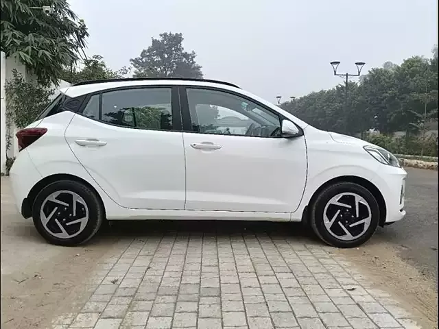 هيونداي جراند i10 exterior - Side Profile