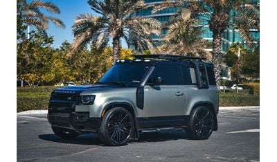 لاند روفر ديفندر 90 X-Dynamic S P400 3.0L Range Rover Defender 90 X-Dynamic P400 V6 2021 Fully loaded In Perfect Cond