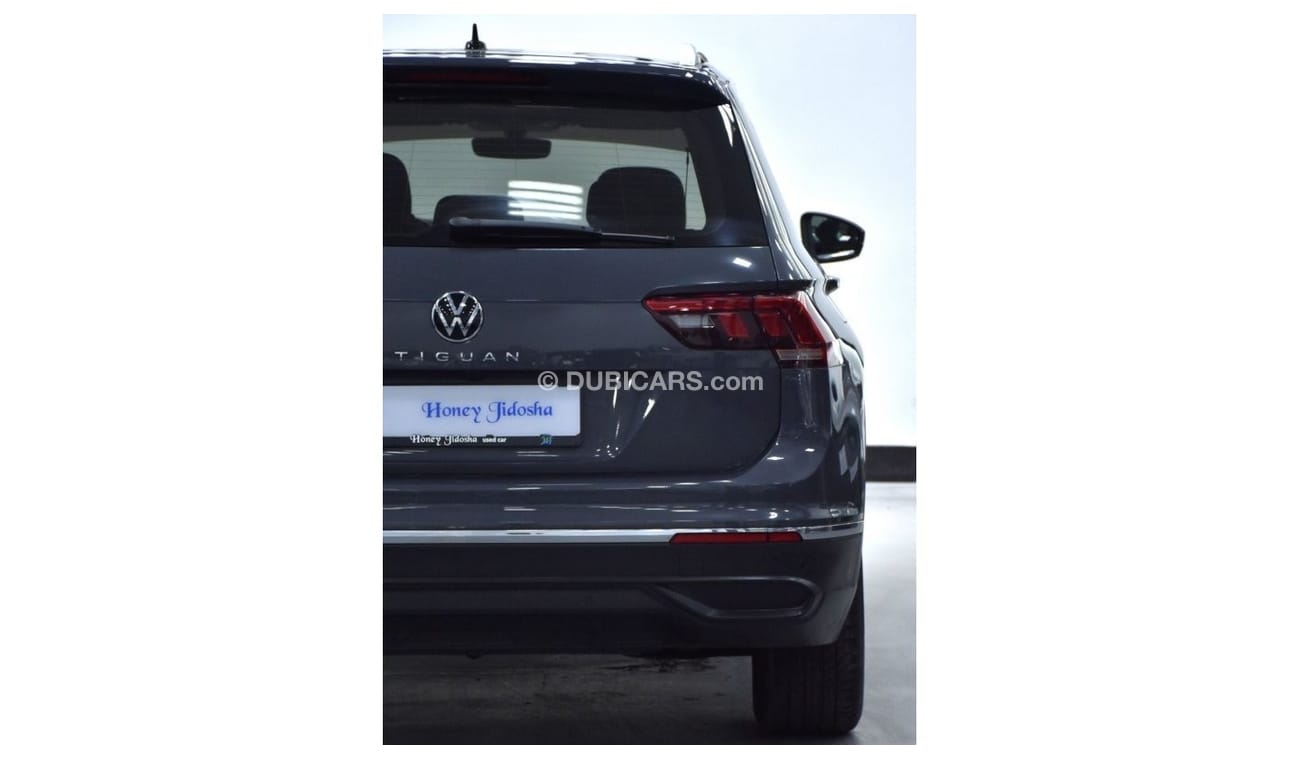 Volkswagen Tiguan EXCELLENT DEAL for our Volkswagen Tiguan 1.4L ( 2022 Model ) in Grey Color GCC Specs