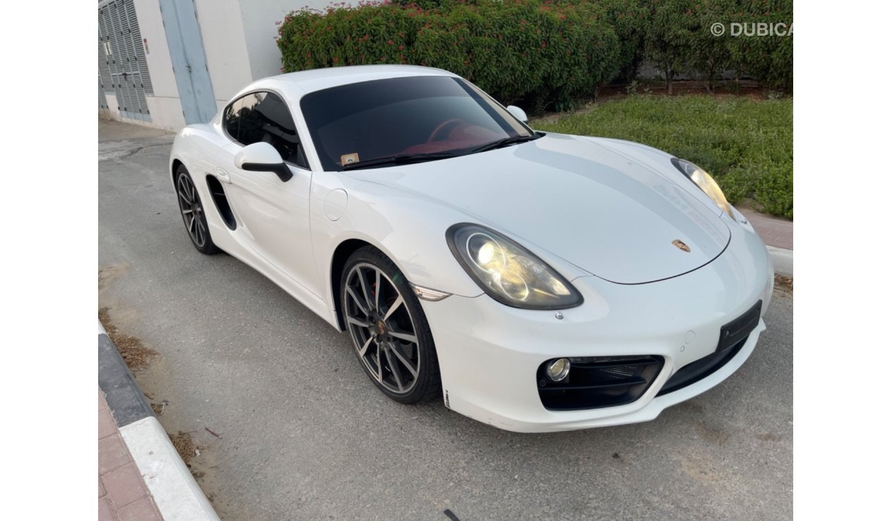 Porsche Cayman S GCC