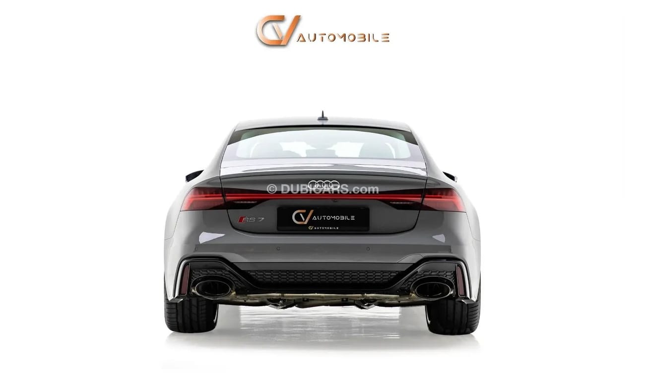 Audi RS7 GCC Spec - With Warranty and Service Contract