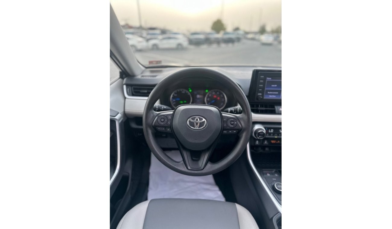 تويوتا راف ٤ TOYOTA RAV4 Hybrid XLE