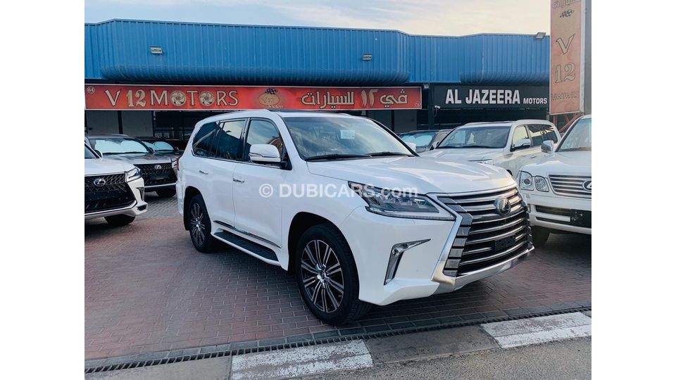 Lexus LX 570 PLATINUM for sale: AED 428,000. White, 2021