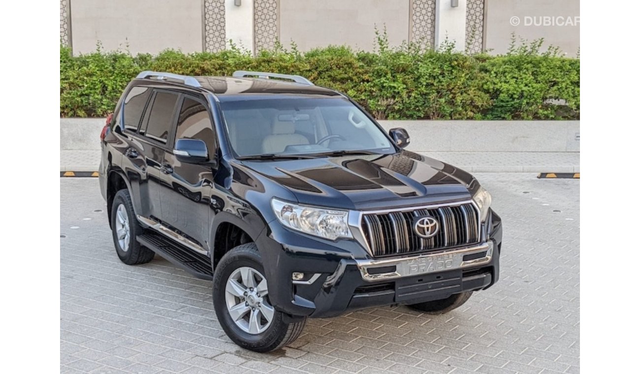 Toyota Prado 2019 V6 GCC Very clean title in Excellent condition