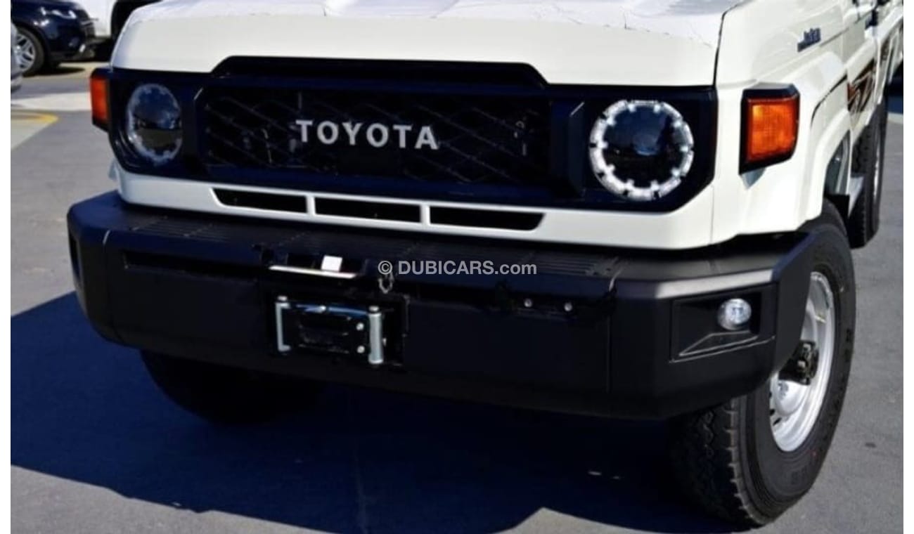 Toyota Land Cruiser Pick Up