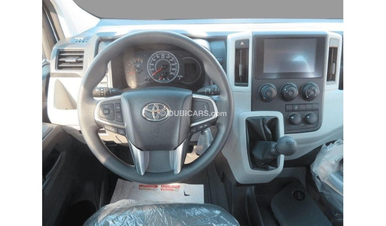 Toyota Hiace 3.5L PETROL DX MANUAL 13 Seat