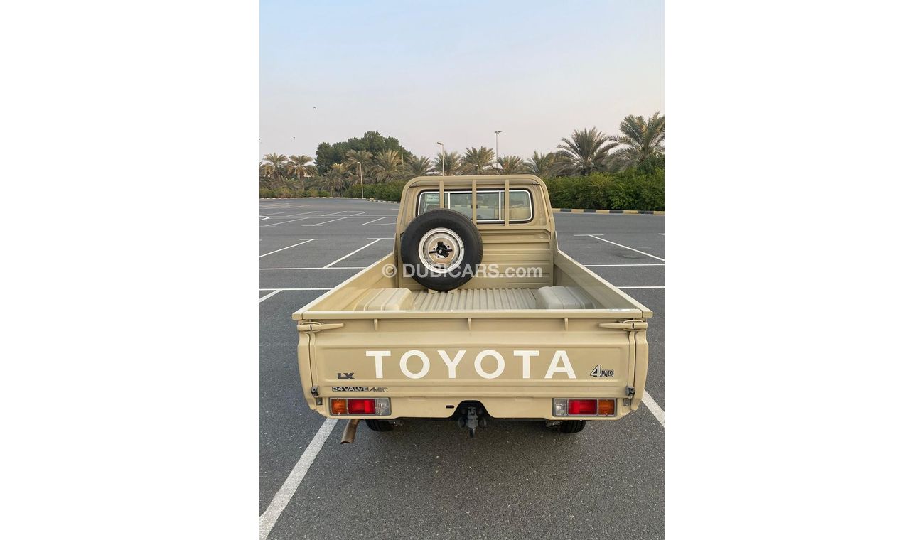 Toyota Land Cruiser Pick Up Toyota Land Cruiser Pickup Single Cab 4.5 Petrol 2009 model