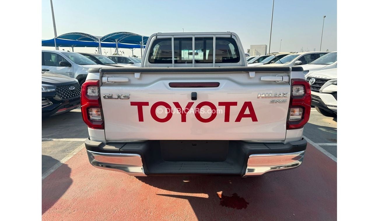 Toyota Hilux TOYOTA HILUX 2.7 AT FULL OPTION WITH PUSH START WHITE OMAN SPEC 2025