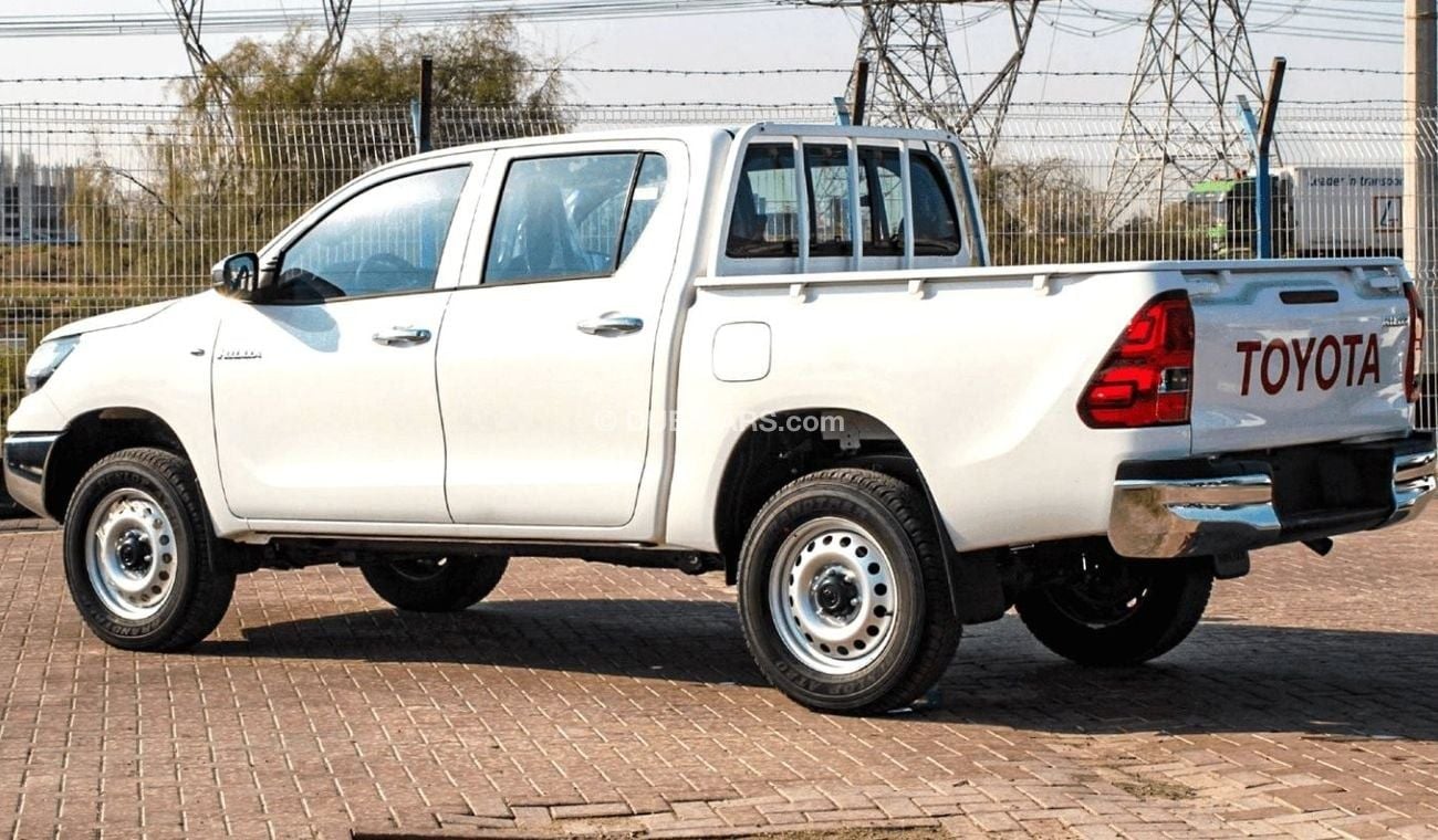 تويوتا هيلوكس HILUX 2.4L MT