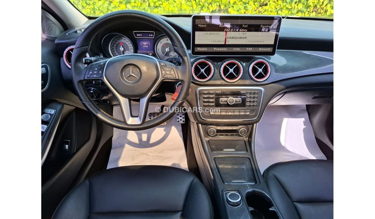 Mercedes-Benz GLA 200 Mercedes-Benz GLA200d 2015 full option