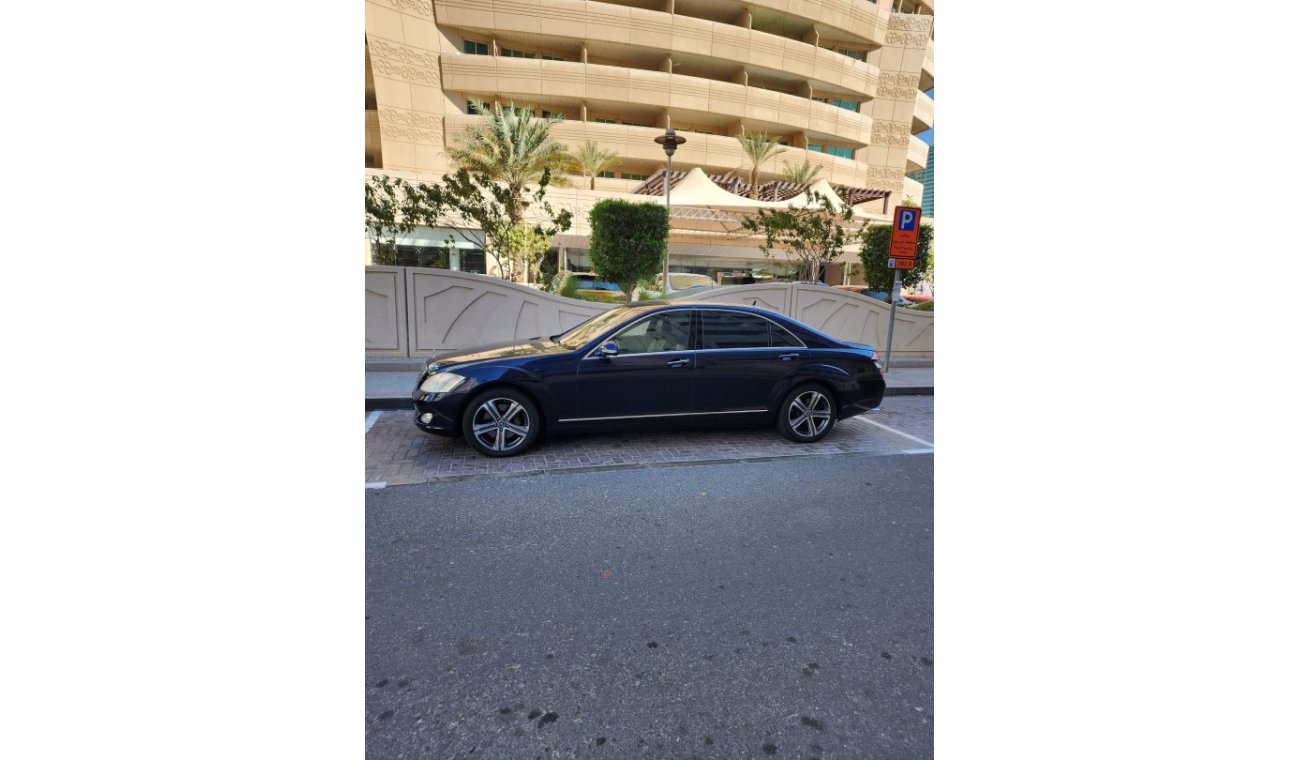 مرسيدس بنز S 550