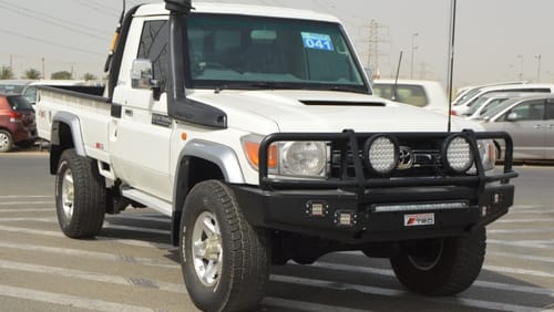 Toyota Land Cruiser Pick Up