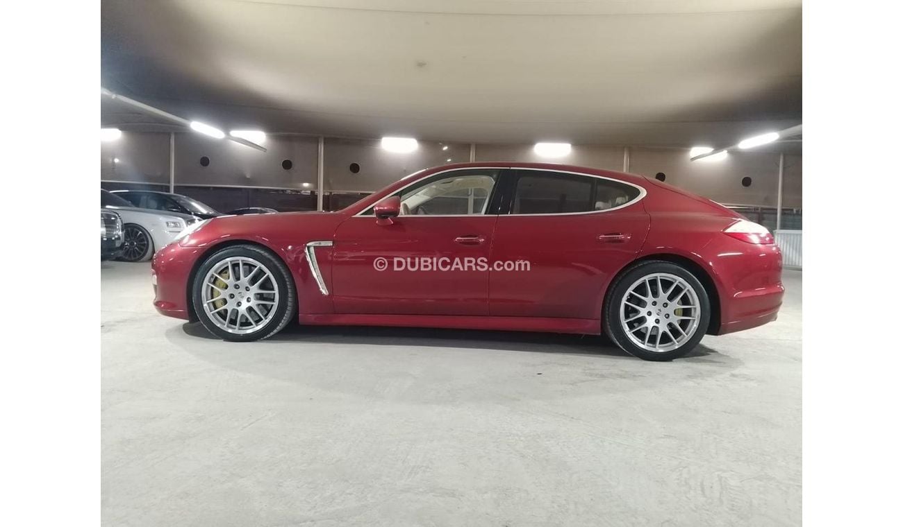 Porsche Panamera TURBO 2010 4.8L, WITH SPORTS CHRONO PACKAGE, BOSE SOUND SYSTEM AND MORE..