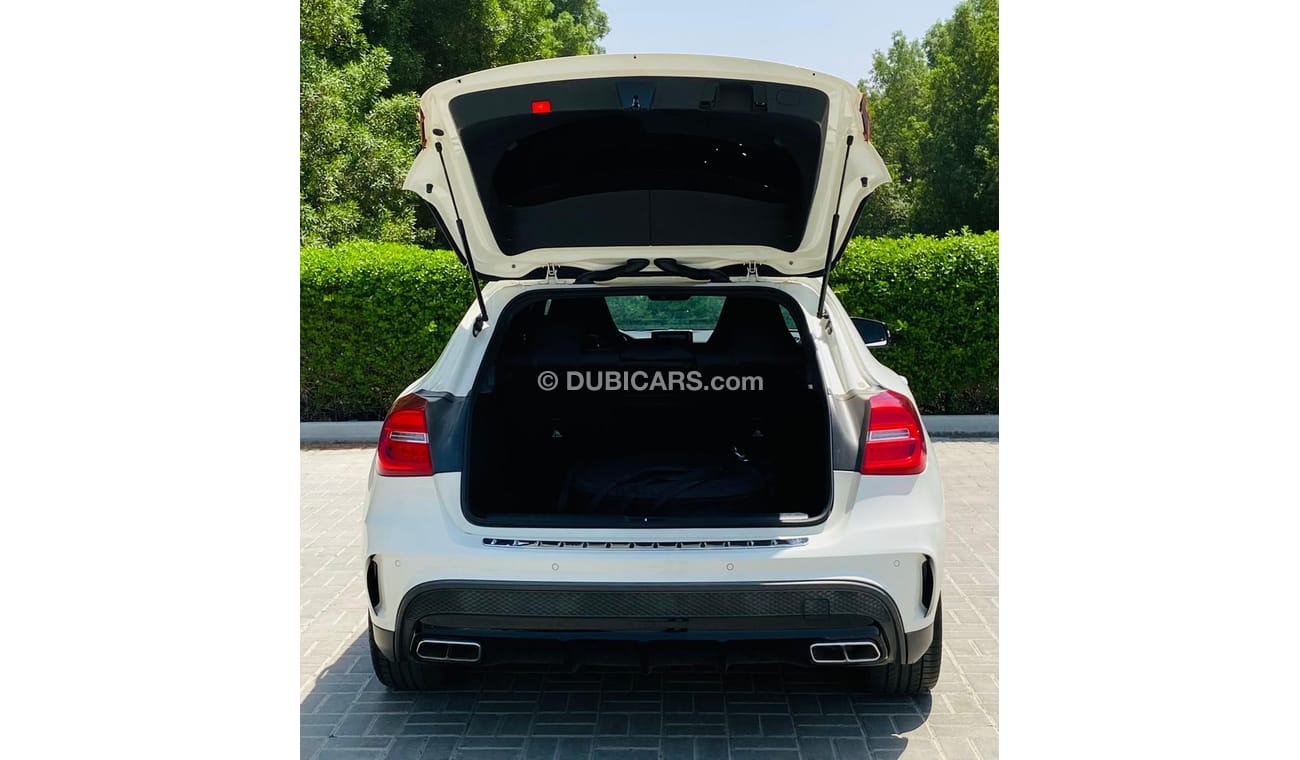 مرسيدس بنز GLA 45 AMG STD 2.0L