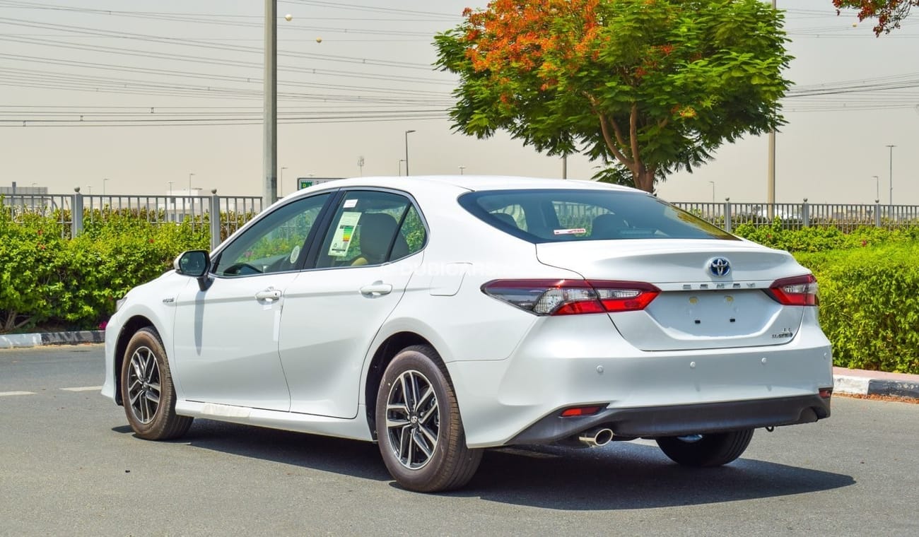 Toyota Camry GLE 2.5L Hybrid