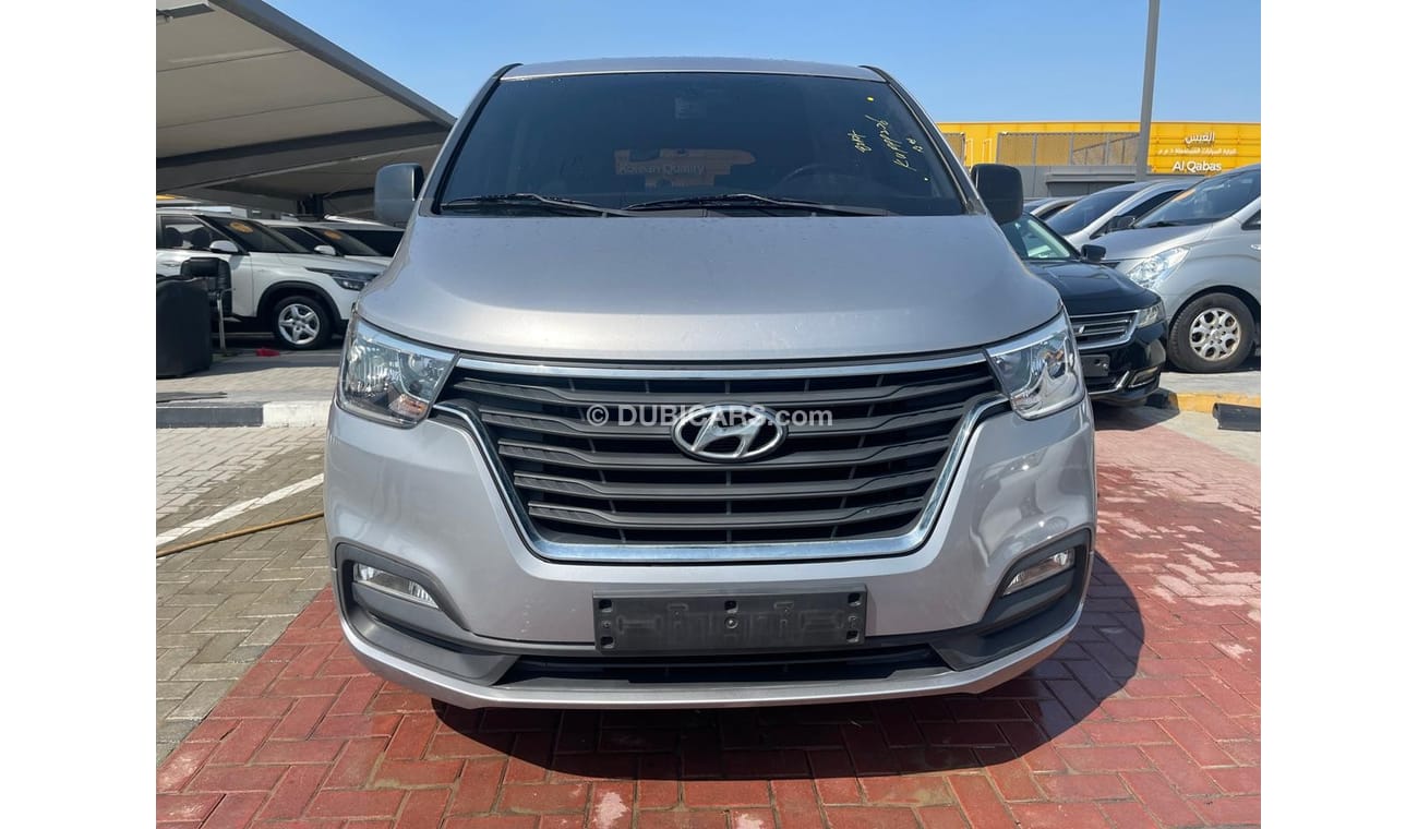 Hyundai H1 Starex