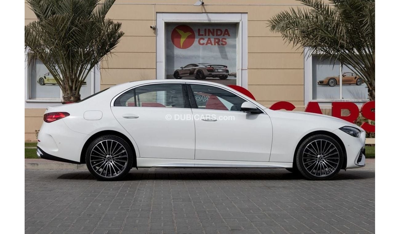 مرسيدس بنز C 260 Mercedes-Benz C260 AMG 2024 European Spec under Warranty with Flexible Down-Payment.