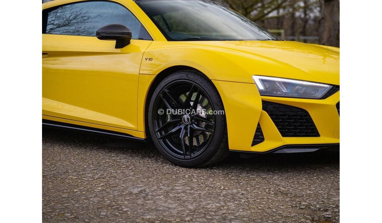 Audi R8 5.2 FSI V10 2dr S RIGHT HAND DRIVE