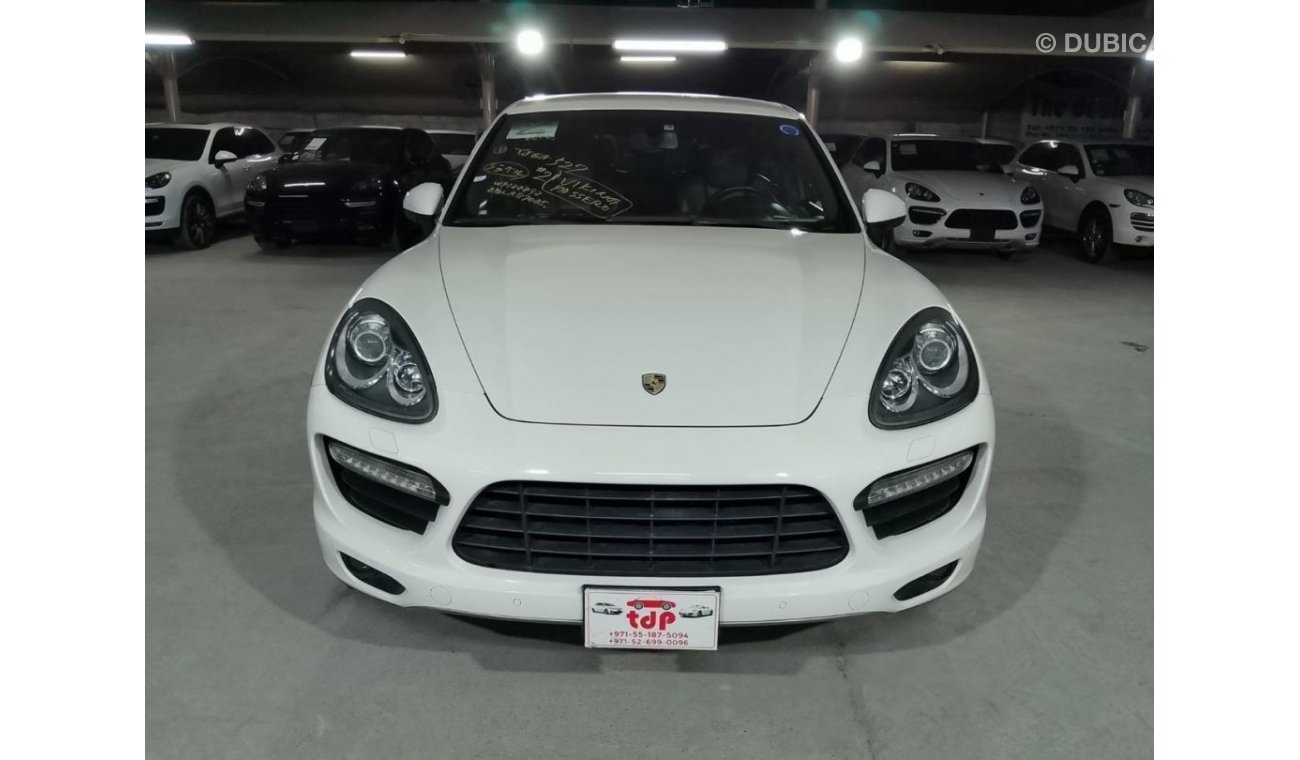 Porsche Cayenne Turbo PORSCHE CAYENNE TURBO 4.8L 2011, 18-WAY ADJUSTIVE SEATS, 22 INCH ALLOY WHEELS, AND MORE..