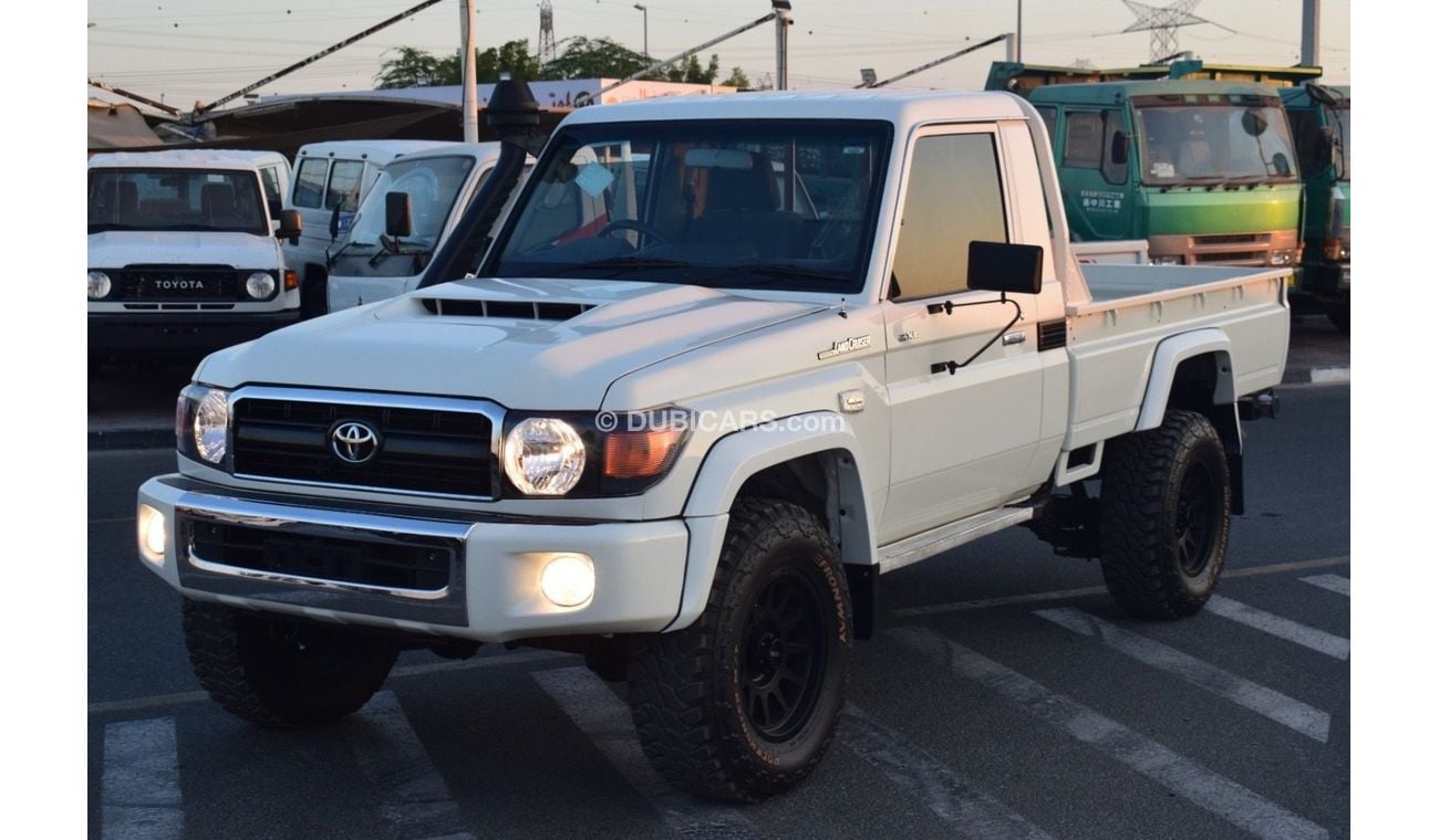 Toyota Land Cruiser Pick Up 2 door