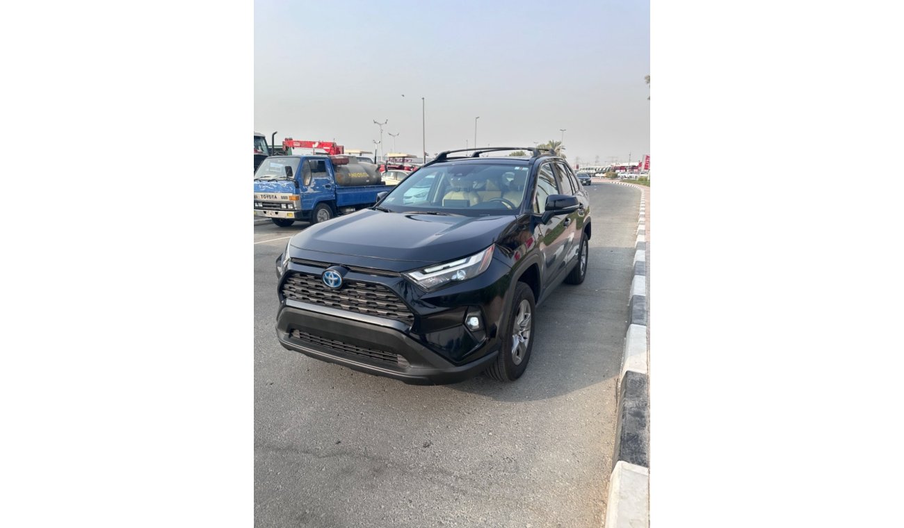 تويوتا راف ٤ 2022 RAV4 xle Hybrid full option 4x4