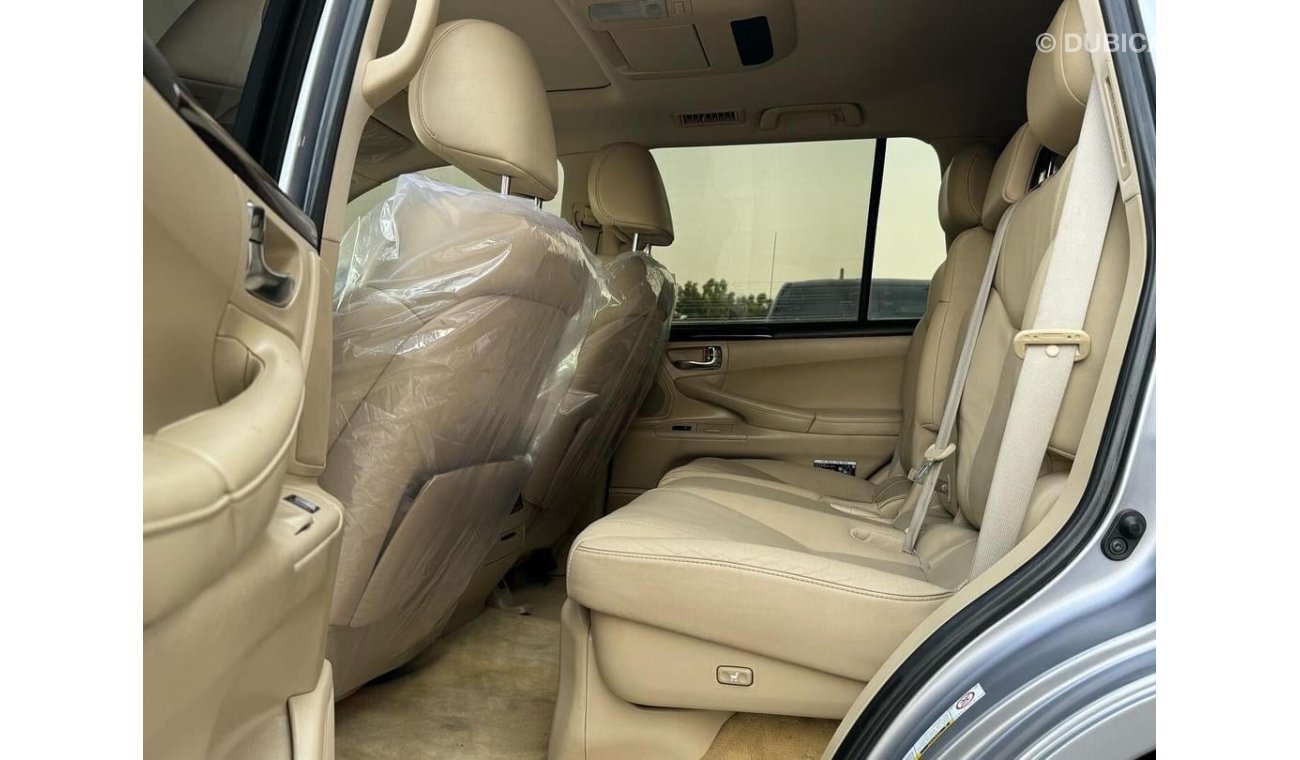 Lexus LX570 لكزس LX 570 s خليجي 2010 محول 2020