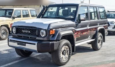 Toyota Land Cruiser Hard Top Toyota Landcruiser Hardtop LC76 4.0L M/T High Option, Many colors available stock, Black, White, bei