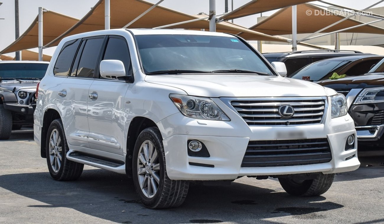 Lexus LX570