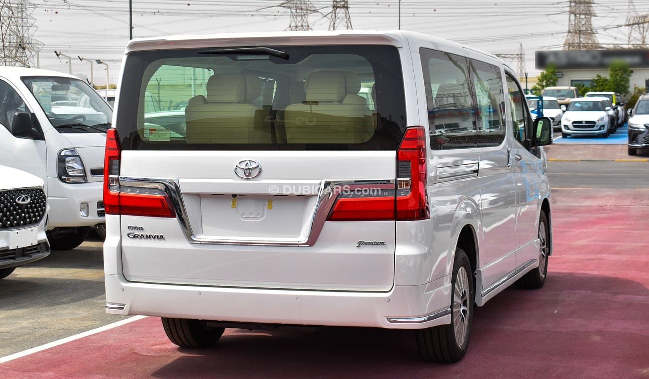 Toyota Granvia Premium  3.5L