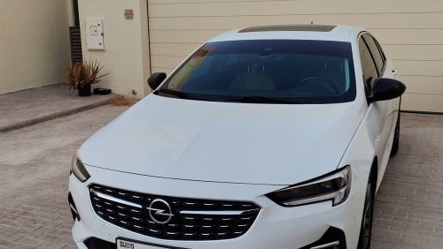 Opel Insignia Elegance Plus 2.0 Turbo