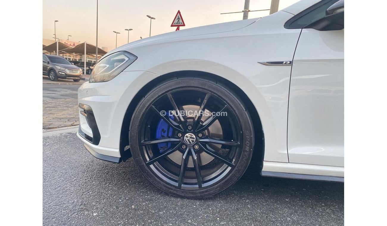 فولكس واجن جولف Volkswagen Golf R _GCC_2019_Excellent Condition_Full Specifications