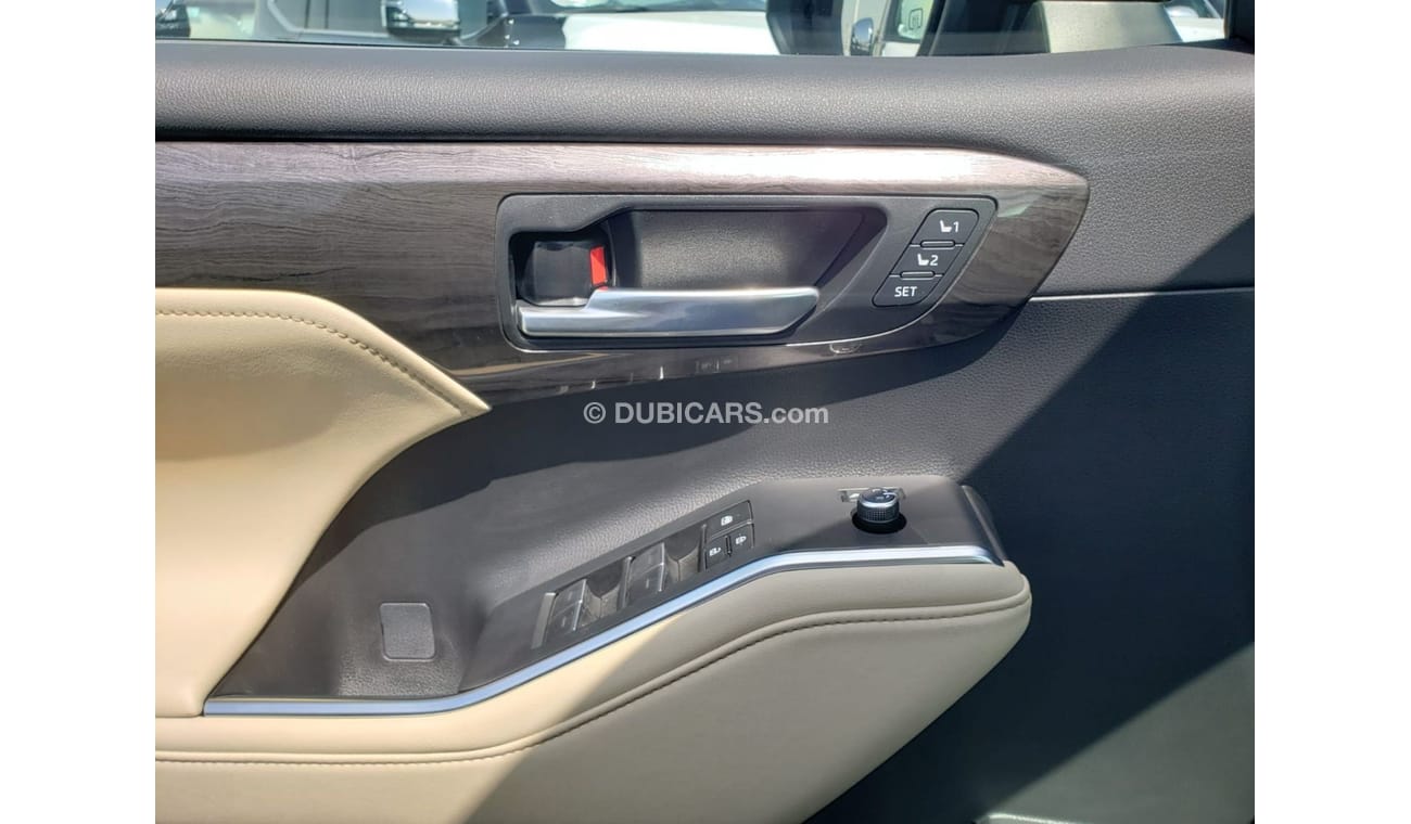 تويوتا هايلاندر Toyota Highlander 2.5 Hybrid Full option head of display